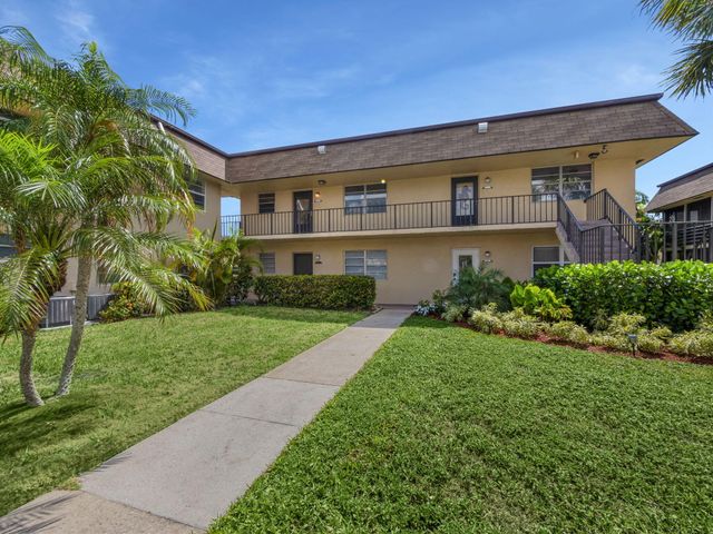 $360,000 | 1100 East Indiantown Road, Unit 313 | Jupiter