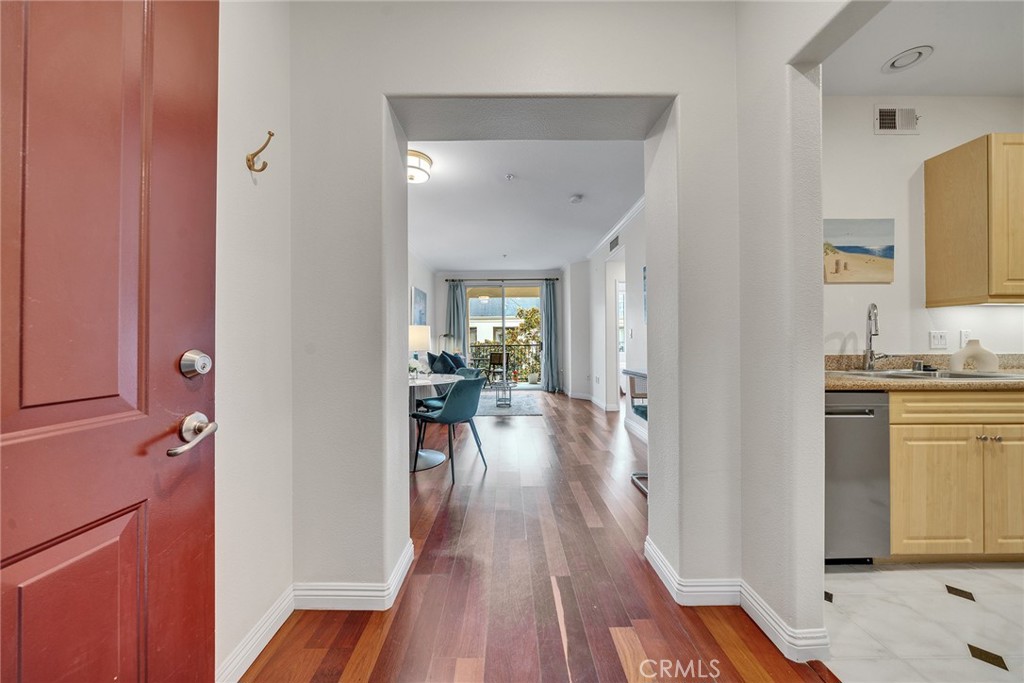 Spacious and Bright Foyer.