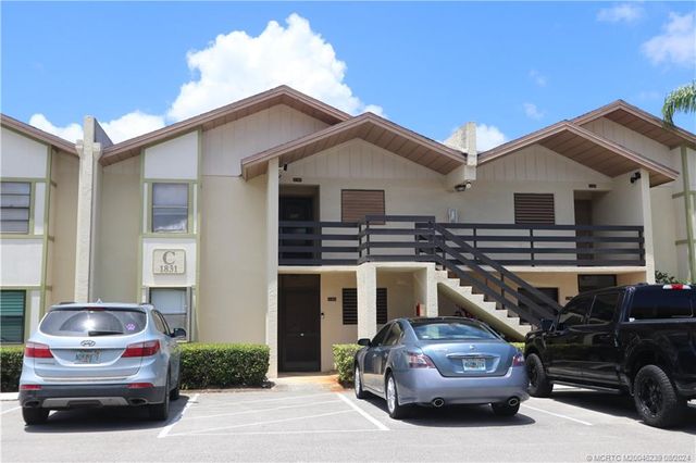 $175,000 | 1831 Southwest Palm City Road, Unit C402 | Poppleton West