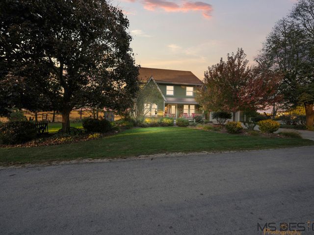 $459,900 | 5995 West Clare Road | South Grove Township - DeKalb County