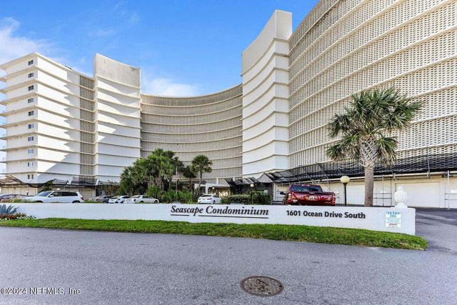 $899,000 | 1601 Ocean Drive South, Unit 302 | Beaches