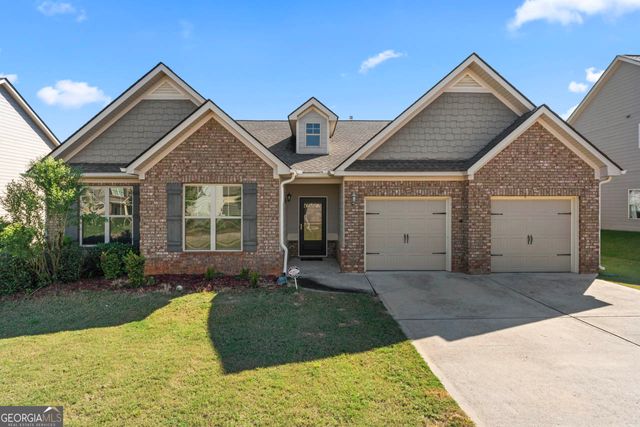 $364,900 | 1611 Stillriver Run Drive | Clearwater Pointe