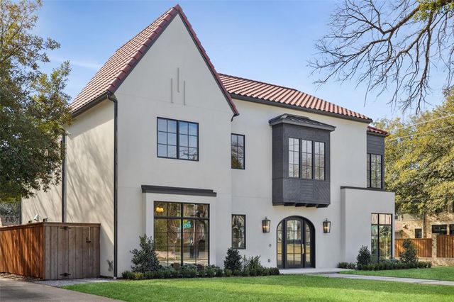 $5,495,000 | 3025 Bryn Mawr Drive | Park Cities