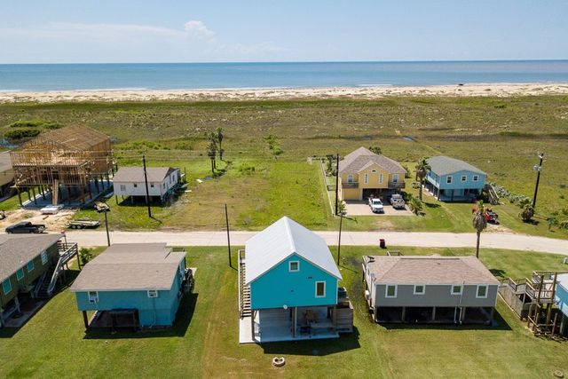 $359,900 | 119 Beach Front Drive