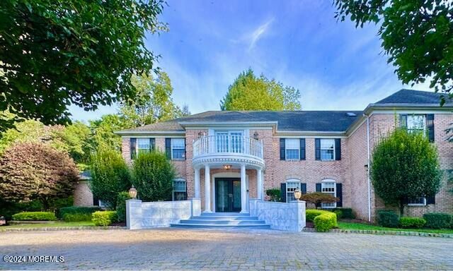 $2,249,000 | 2 Fernwood Court | Holmdel Township - Monmouth County