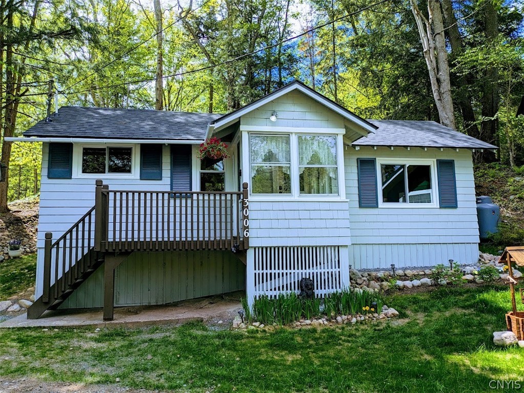 Totally Remodeled 4 Season Camp with deeded Lakefr