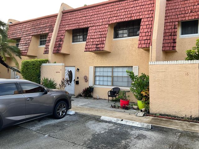 $3,000 | 18 Ann Lee Lane | Tamarac