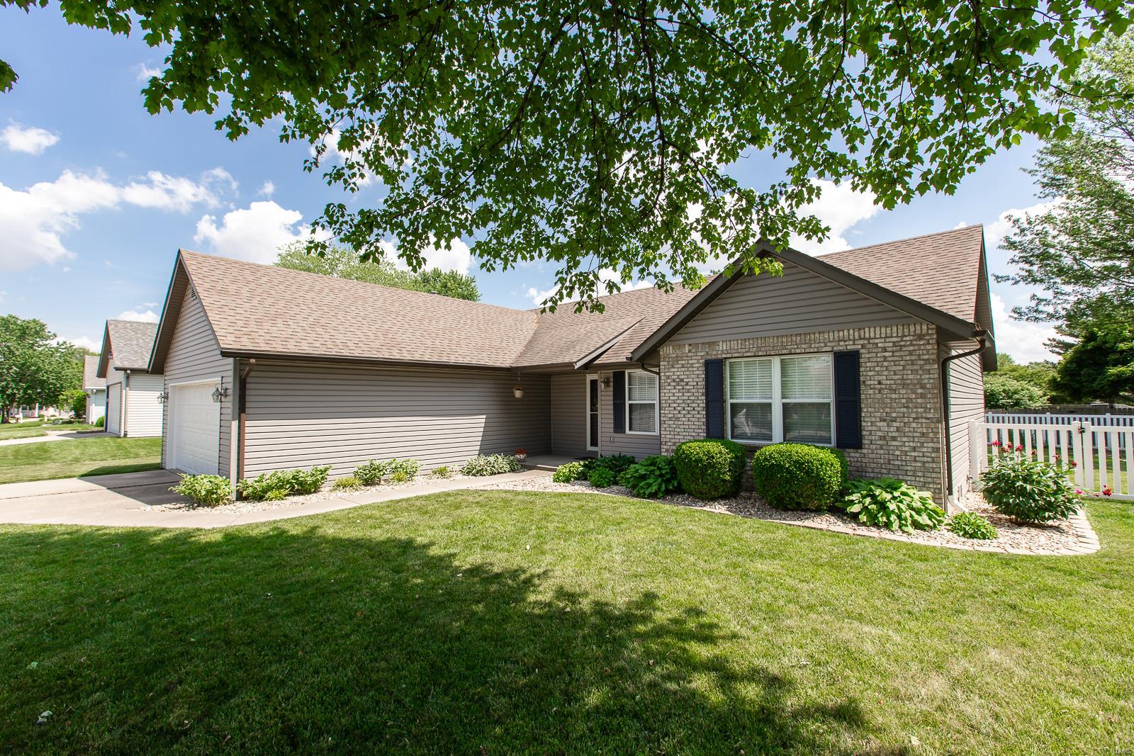 3280 Brookstone Court Shiloh IL 62221 Compass