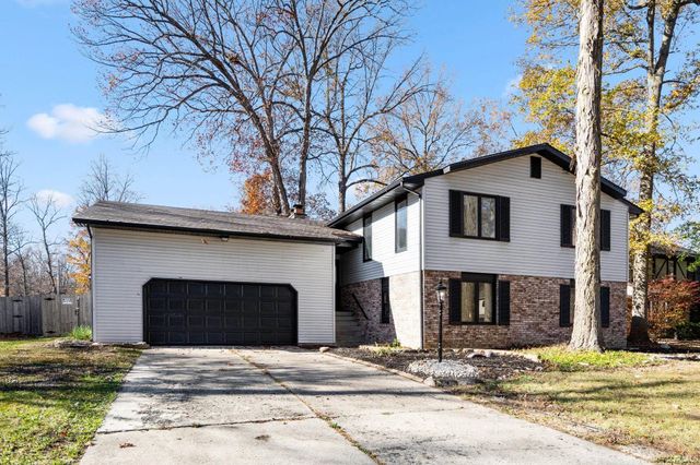 $294,900 | 1623 Darien Drive | Northeast Fort Wayne