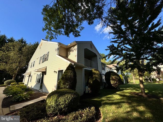 $275,000 | 202 Steamboat Station | Upper Southampton Township - Bucks County