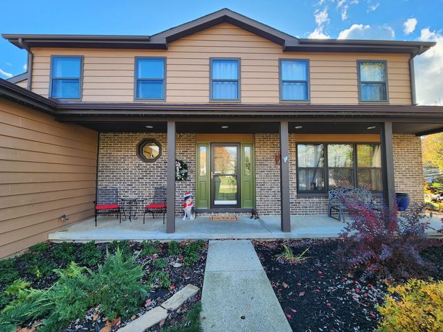 $460,000 | 4339 Crabtree Court | Gurnee