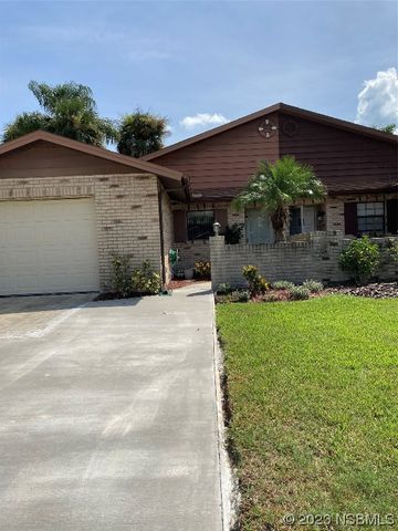 $279,900 | 301 Paradise Lane | Edgewater