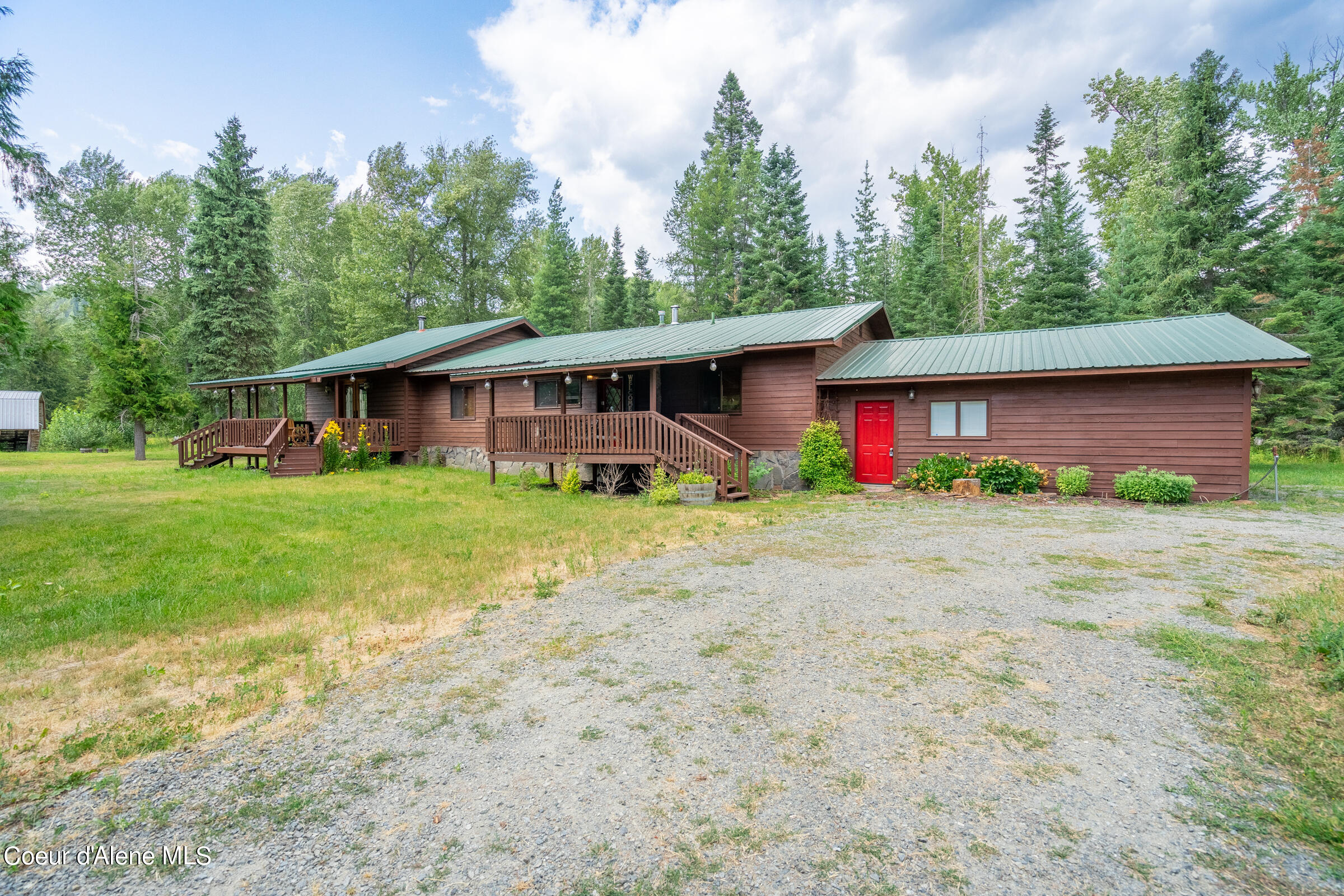 005-487404US95-Sandpoint-ID-83864-FULL