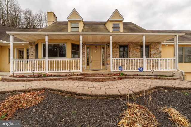 $925,000 | 410 Ash Road | Caernarvon Township - Lancaster County