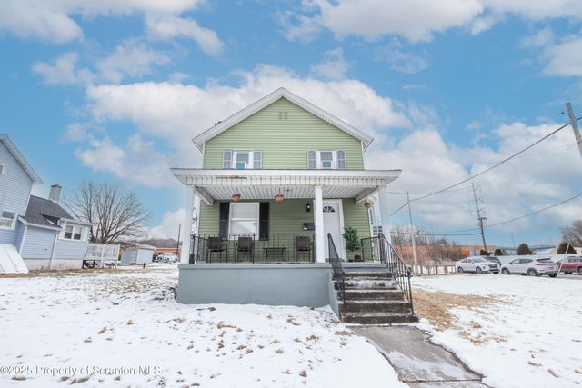 $195,000 | 2731 Pittston Avenue | Minooka