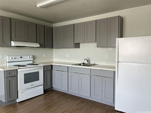 $1,350 | 311 Puuhue Place, Unit 406 | Kuakini