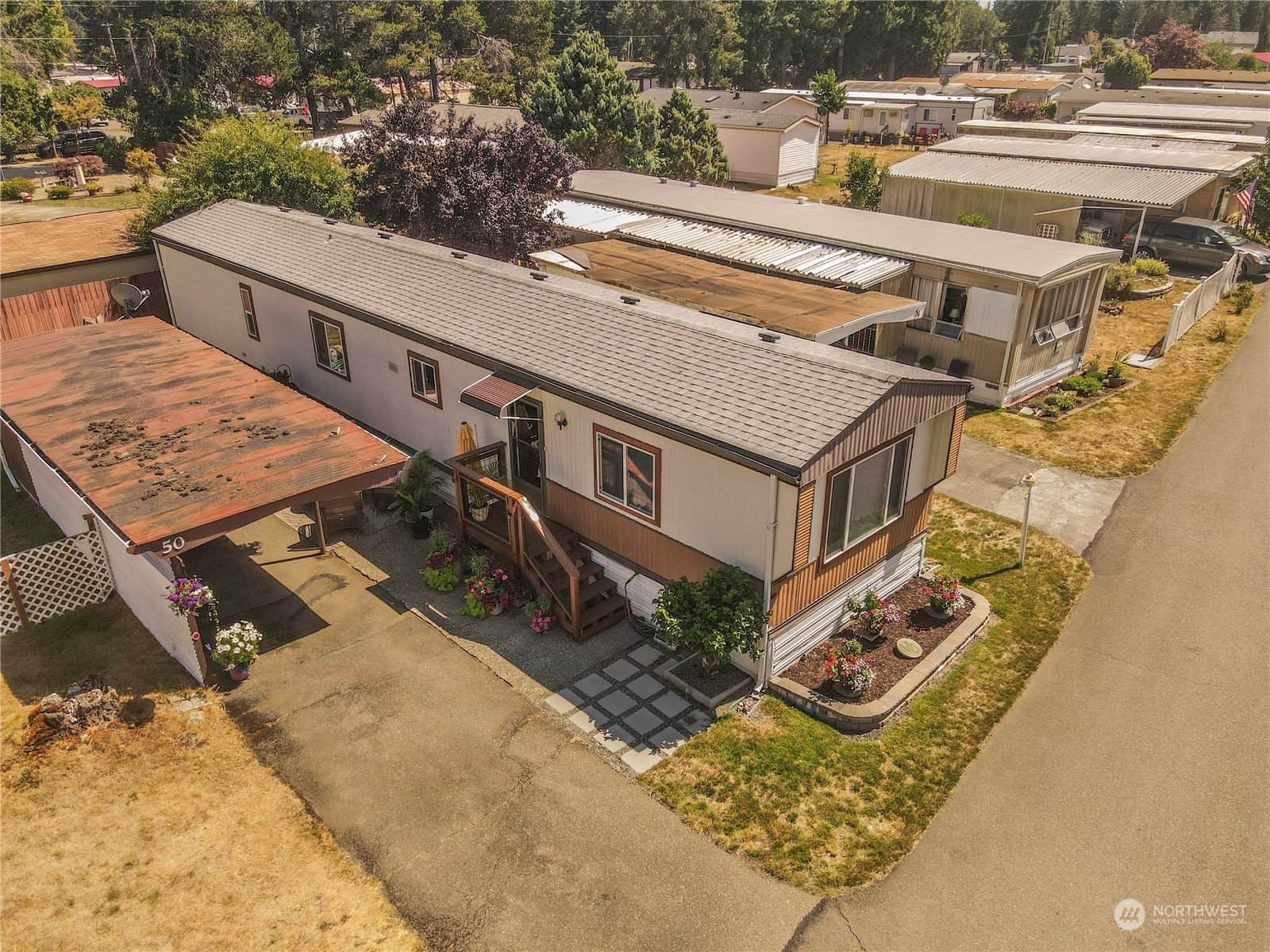 a view of a house with roof deck