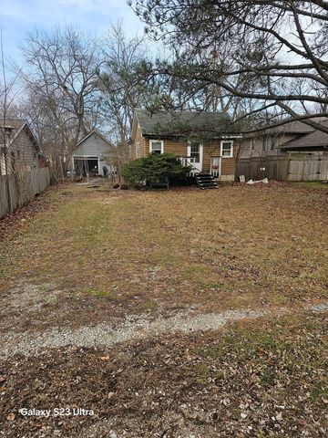 $99,999 | 29W334 James Avenue | Winfield Township - DuPage County