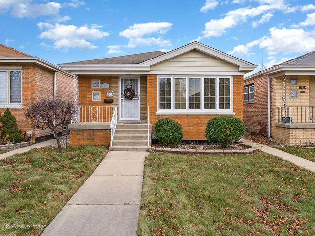 $360,000 | 5411 South Kedvale Avenue | West Elsdon