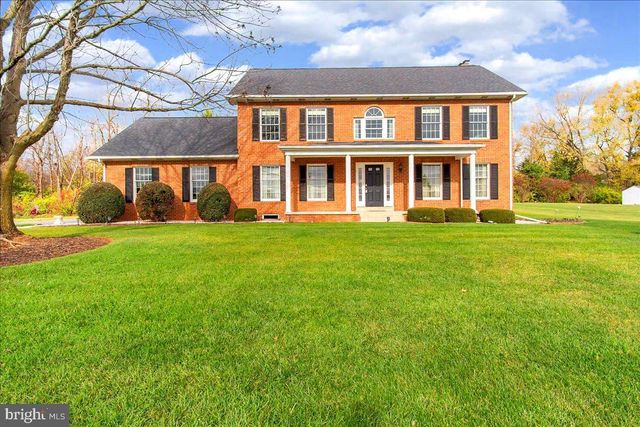 $750,000 | 3834 Roundtree Road