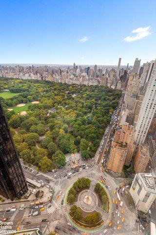 $17,995,000 | 25 Columbus Circle, Unit 72B | Upper West Side