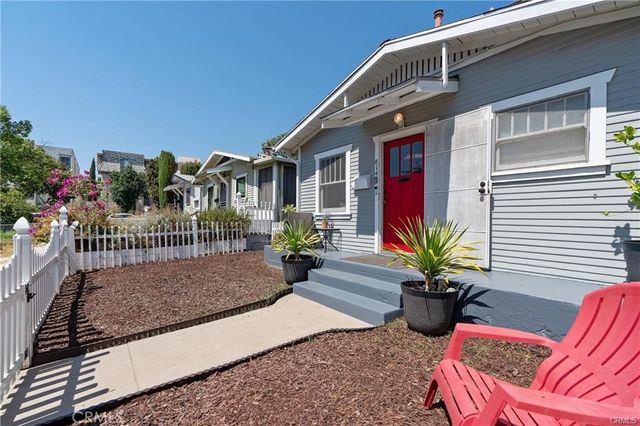 $630,000 | 614 East Angeleno Avenue | Hillside District