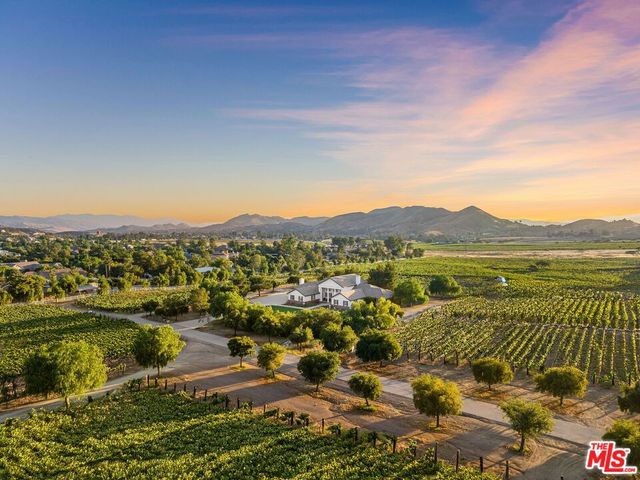 $10,888,000 | 9640 Sierra Highway | Agua Dulce