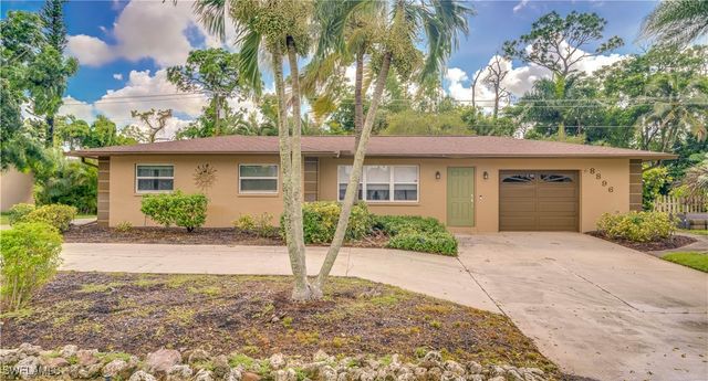 $369,000 | 8896 Fordham Street | Ft. Myers Villas