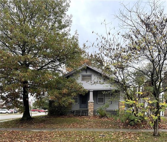 $100,000 | 1901 South Elm Street | Pittsburg