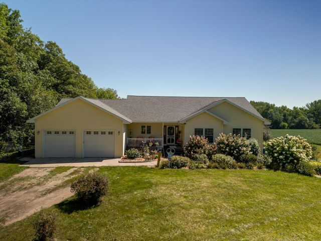 $519,900 | 25733 Eaton Avenue | Walcott Township - Rice County