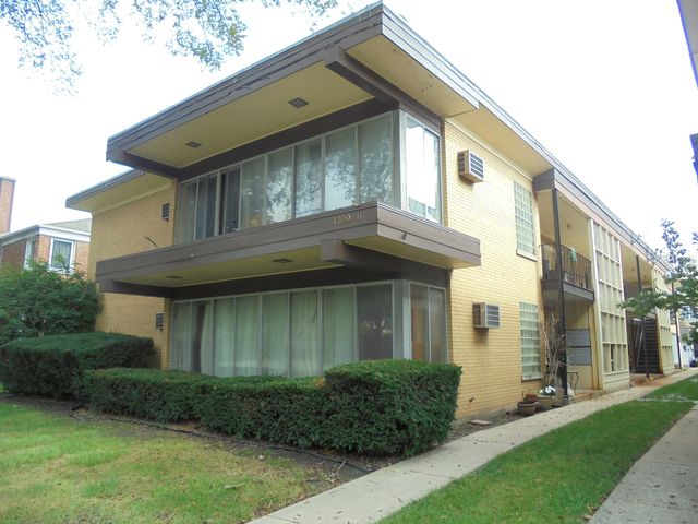 $1,575 | 1209 North Harlem Avenue, Unit 5 | Oak Park