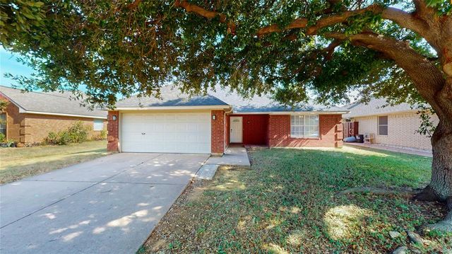 $2,500 | 1402 Calais Court | Euless