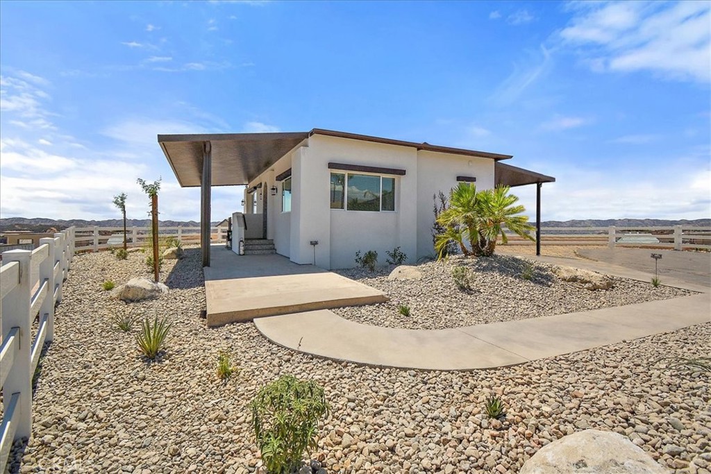 a view of a house with a outdoor space