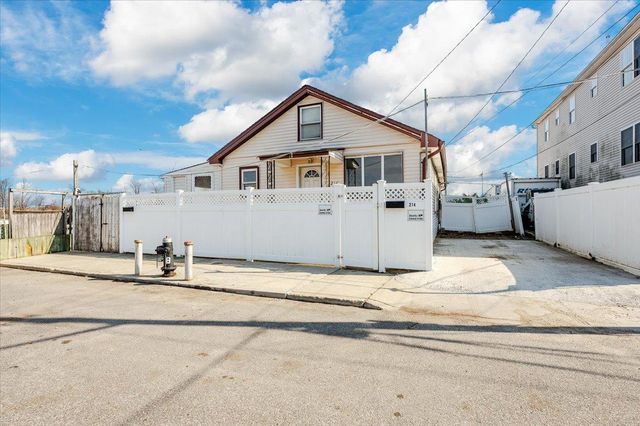 $850,000 | 214 Beach 3rd Street | Far Rockaway