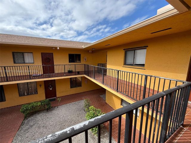 $2,100 | 6278 West 22nd Court, Unit 14 | Hialeah