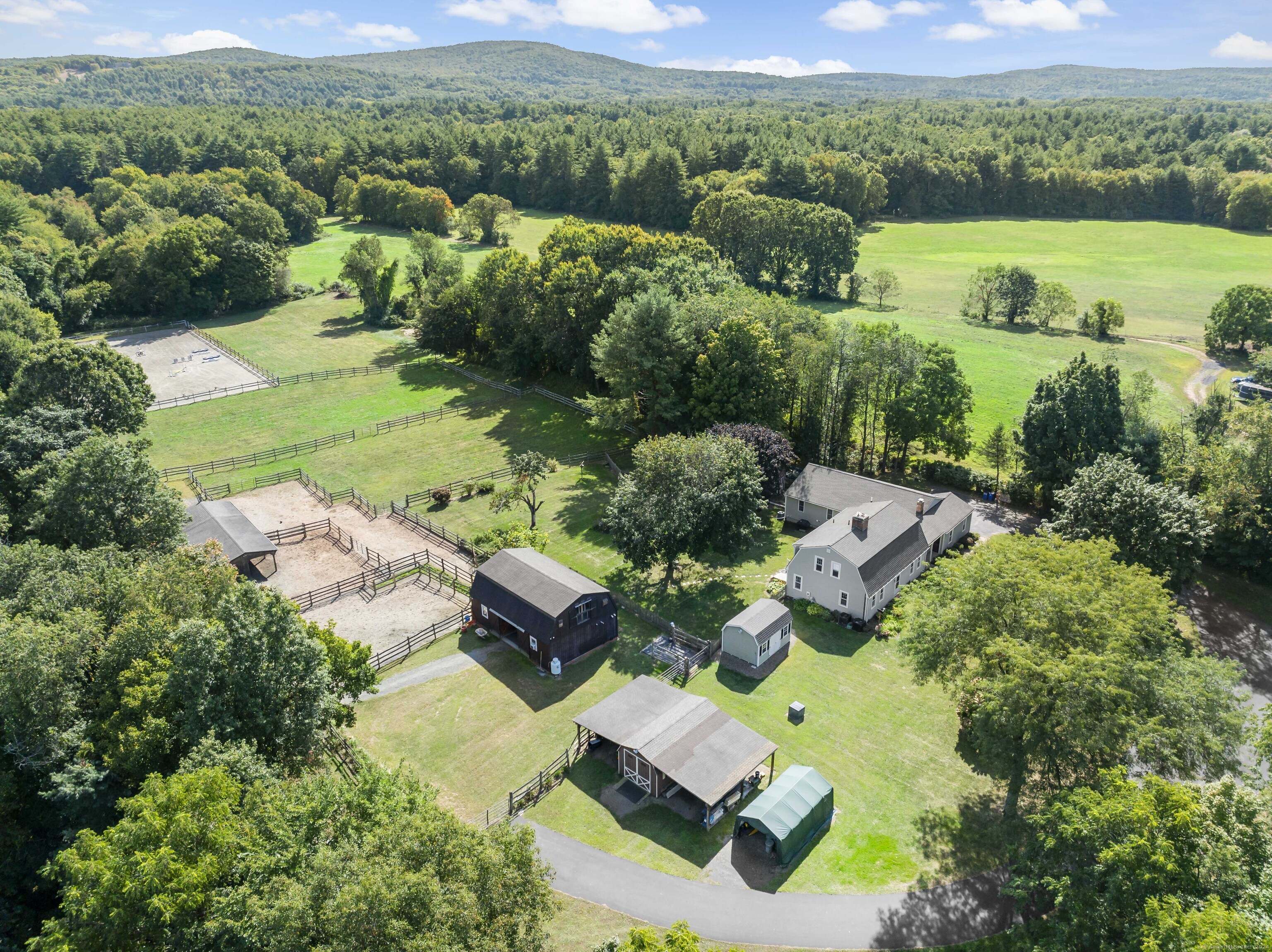 TURNKEY 5.5 ACRE PRIVATE HORSE FARM