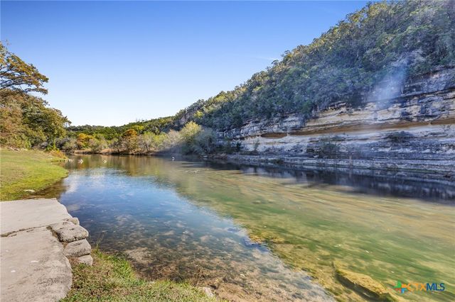 $634,500 | 540 River Run, Unit 215 | Canyon Lake