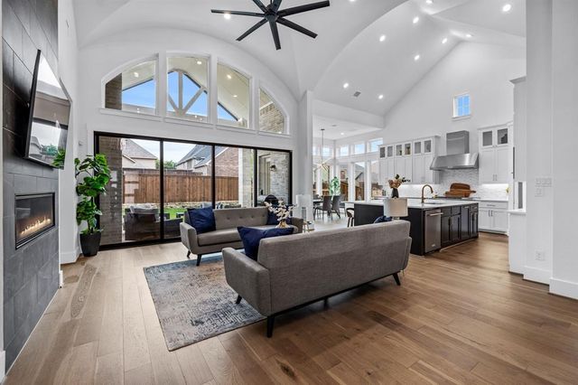 $1,575,000 | 1733 Cousins Trail | Frisco