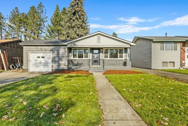 $320,000 | 3718 West Wellesley Avenue | Northwest Spokane