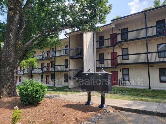 $1,250 | 311 Swift Avenue, Unit 105 | Duke University-West Campus