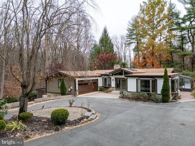 $924,900 | 412 Hockessin Hills Road