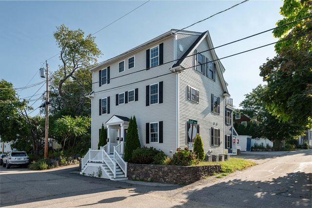 $639,900 | 5 Pleasant Street, Unit C | Downtown Kittery District