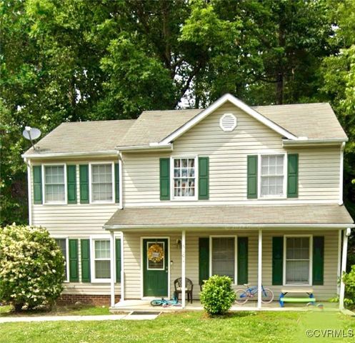 $325,000 | 6004 Geneva Drive | Fawnbrook