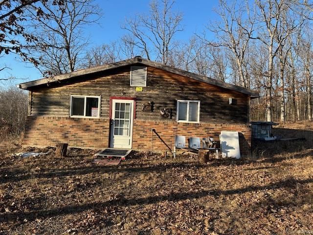 $129,500 | 731 Buffalo Drive | Iron Mountain Lake