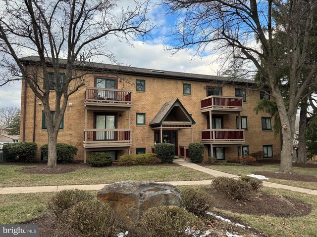 $140,000 | 5404 Highland Court, Unit 5404