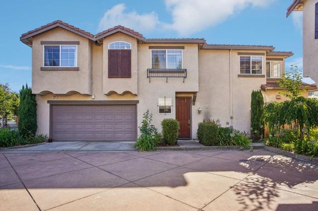 $915,000 | 379 Alvarado Street | Cherrywood