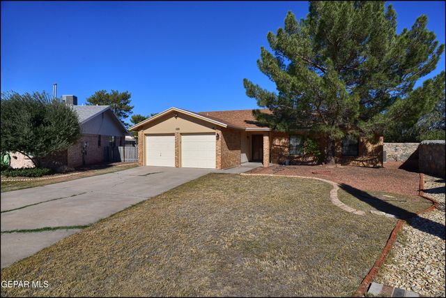 $259,500 | 100 Calle Olaso Drive | Lindberg