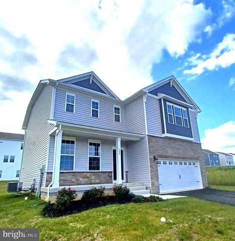 $599,490 | 327 Knollwood Drive | Forks Township - Northampton County