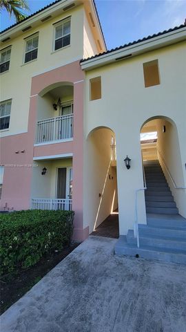 $3,000 | 10012 Northwest 7th Street, Unit 209 | Fountainebleau