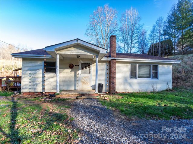 $240,000 | 305 Mine Branch Road | Crabtree Township - Yancey County